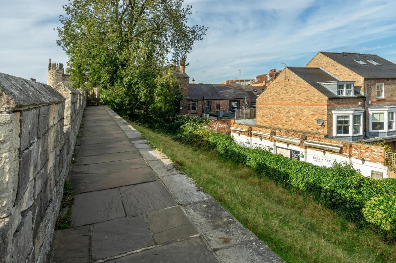 Dewsbury Court Βίλα Γιορκ Εξωτερικό φωτογραφία